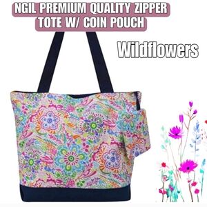 NWT Wildflowers 🪷NGIL Canvas Tote Bag, 5🌟s beach pool  everyday. Zipper & coin